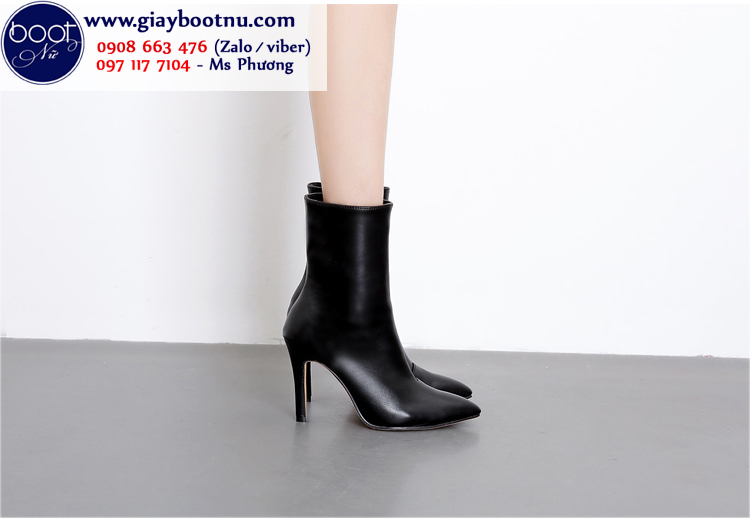 Giày boot nữ cổ lửng gót nhọn màu đen GBN1101