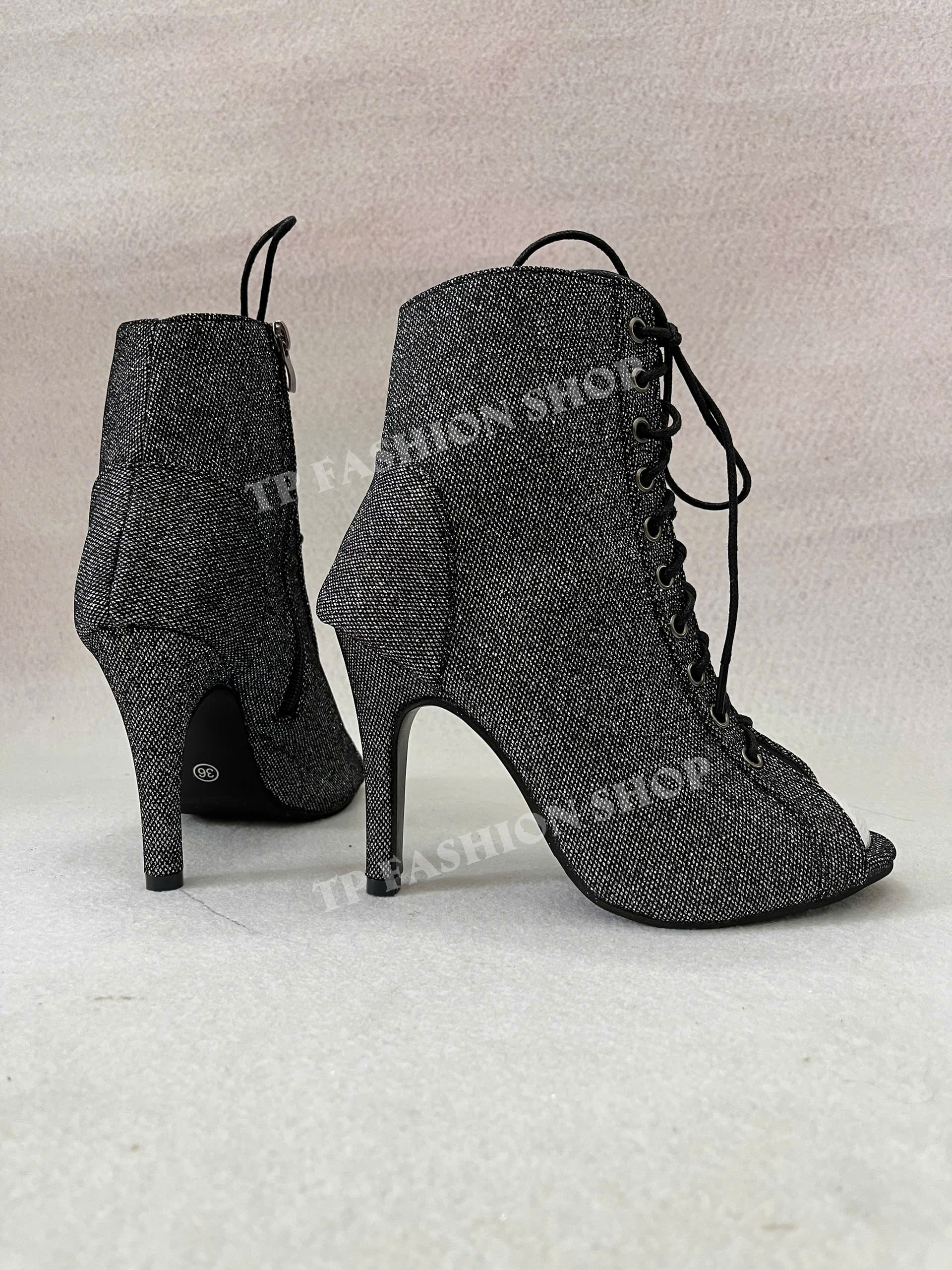 Giày boot nữ hở mũi MÀU ĐEN BẠC cột dây ÔM CHÂN phong cách hiện đại sexy GBN33B