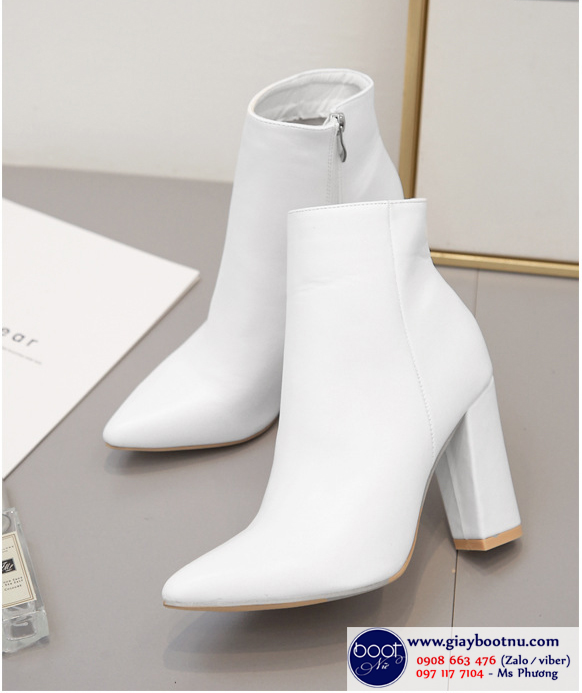 Boot nữ màu trắng 10cm mũi nhọn gót vuông THỜI THƯỢNG GBN5702