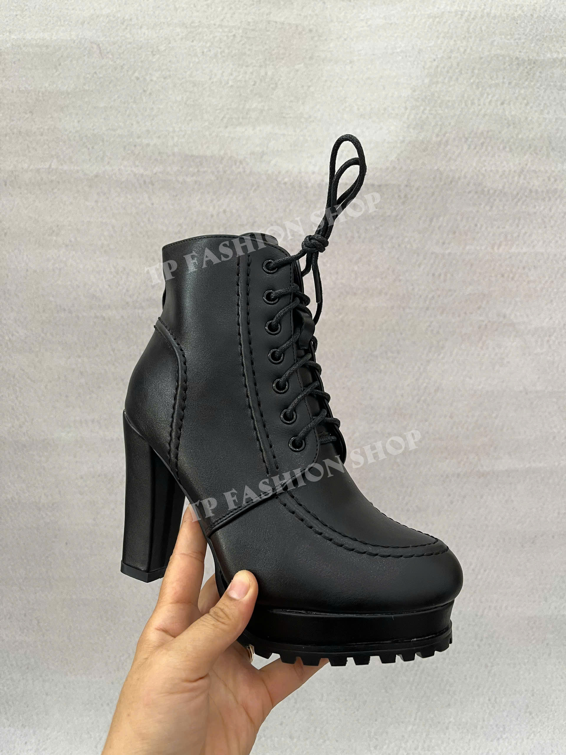 Giày boot nữ cột dây  gót vuông 10.5cm ÔM CHÂN TÔN DÁNG mang tiệc, biểu diễn, chụp ảnh GBN94