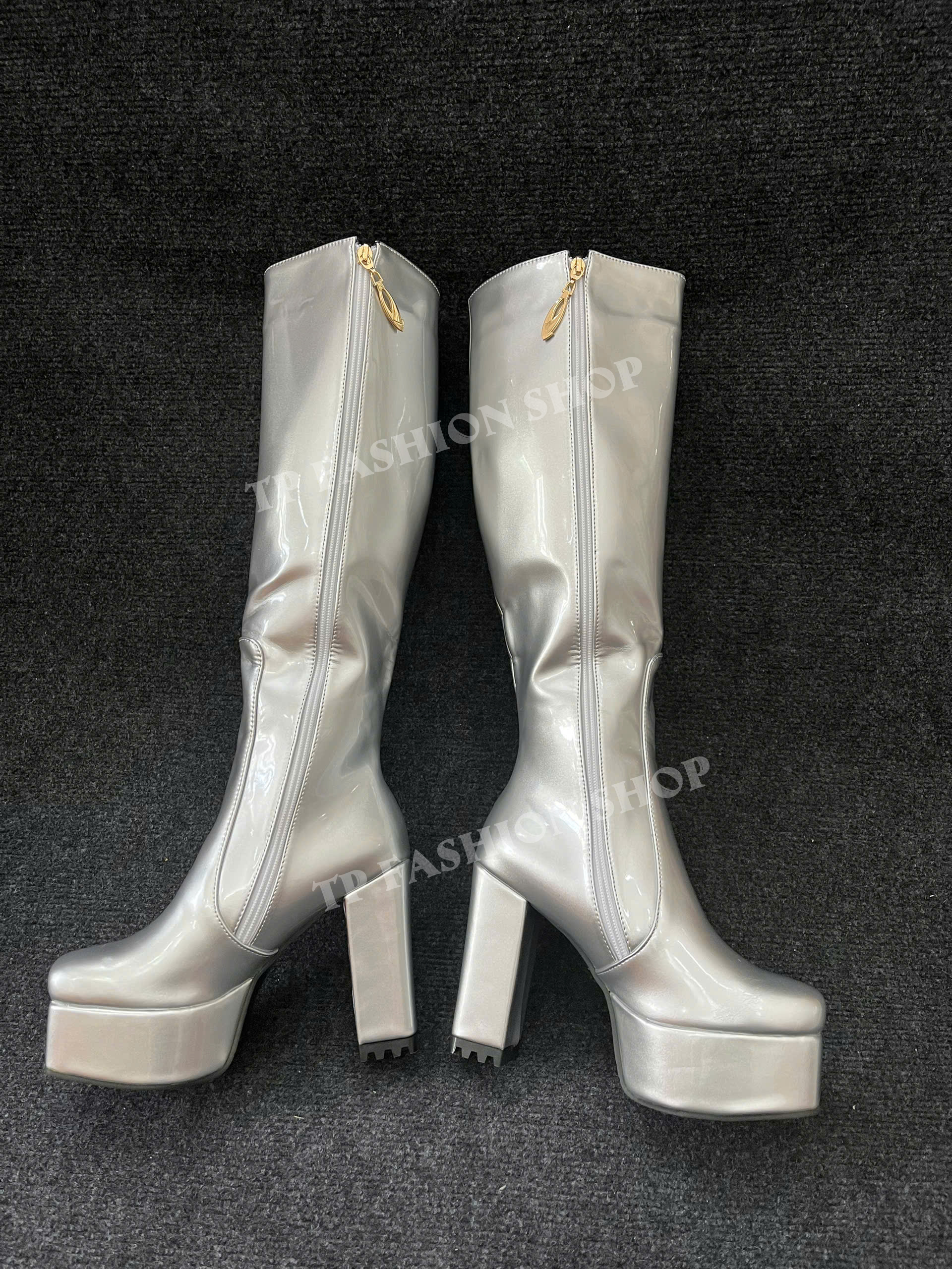 Giày boot nữ MÀU BẠC ngang gối gót 12cm mũi vuông ĐỘC ĐÁO GCC20C
