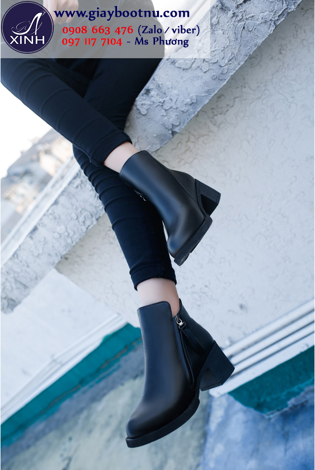 Giày boot nữ cổ ngắn cao 6cm thiết kế cut out đơn giản ở cổ giày- điểm nhấn khác biệt!