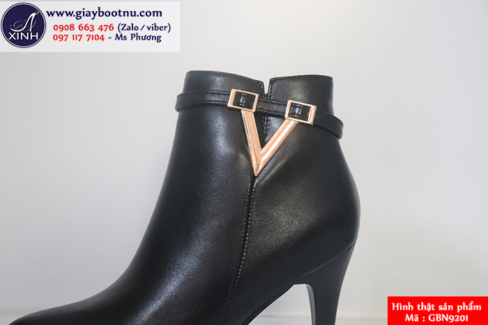 Boot nữ cổ ngắn sành điệu màu đen GBN9201