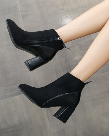Boot cổ ngắn da lộn gót vuông 7cm XINH XẮN GBN0401 Boot cổ ngắn da lộn gót vuông 7cm XINH XẮN GBN0401