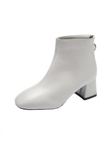 Boot cổ ngắn gót vuông màu trắng đế 5cm ĐƠN GIẢN GBN116B Boot cổ ngắn gót vuông màu trắng đế 5cm ĐƠN GIẢN GBN116B