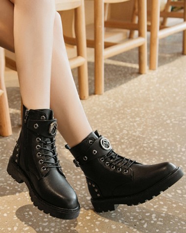 Boot cột dây đính đinh CÁ TÍNH đế thấp GBN31 Boot cột dây đính đinh CÁ TÍNH đế thấp GBN31