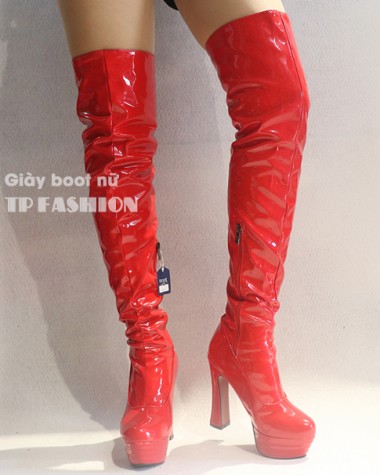 Boot đùi nữ da bóng màu đỏ gót vuông 13cm GCC11303 Boot đùi nữ da bóng màu đỏ gót vuông 13cm GCC11303