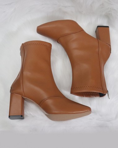 Boot lửng màu nâu mũi vuông ÔM CHÂN sành điệu GBN6903 Boot lửng màu nâu mũi vuông ÔM CHÂN sành điệu GBN6903