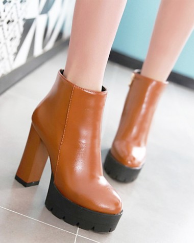 Boot nữ màu vàng bò ĐƠN GIẢN gót vuông 12cm GBN5403 Boot nữ màu vàng bò ĐƠN GIẢN gót vuông 12cm GBN5403