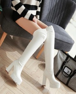 Boot  đùi trắng gót vuông cao 12cm TÔN DÁNG GCC6102 Boot  đùi trắng gót vuông cao 12cm TÔN DÁNG GCC6102