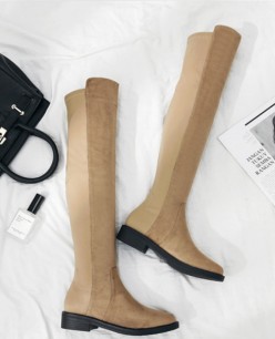 Boot qua gối đế bệt màu vàng mơ CHẤT DA LỘN PHỐI SATIN ôm chân GCC12403 Boot qua gối đế bệt màu vàng mơ CHẤT DA LỘN PHỐI SATIN ôm chân GCC12403