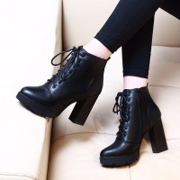 BOOT SIZE 40 CÓ SẴN