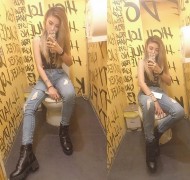Feedback nóng hổi của Thuỳ Trang về boot nữ cá tính cổ ngắn đế thô 5cm GBN25