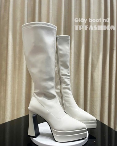 Giày boot cổ cao dưới gối màu KEM GÓT VUÔNG 10cm, mũi nhọn 2 lớp cân đối dễ đi GCC54B Giày boot cổ cao dưới gối màu KEM GÓT VUÔNG 10cm, mũi nhọn 2 lớp cân đối dễ đi GCC54B