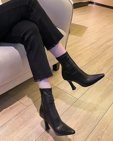 Giày boot da nữ cổ lửng gót 8cm ÔM CHÂN GBN9701