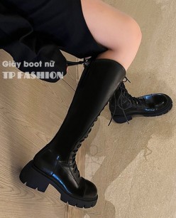 Giày boot nữ cao dưới gối CỘT DÂY ÔM CHÂN, ĐẾ THẤP 5cm cổ xẻ chữ V cho style CÁ TÍNH GCC10A