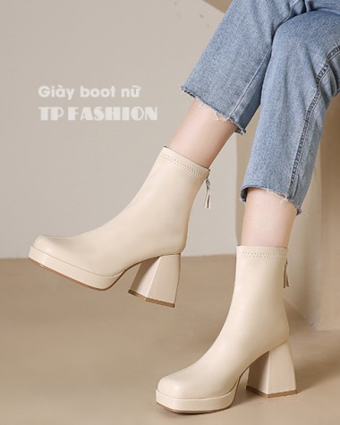 Giày boot nữ cổ ngắn màu kem MẪU MỚI - ĐƠN GIẢN đế cong cao 8cm MŨI VUÔNG GBN28B Giày boot nữ cổ ngắn màu kem MẪU MỚI - ĐƠN GIẢN đế cong cao 8cm MŨI VUÔNG GBN28B
