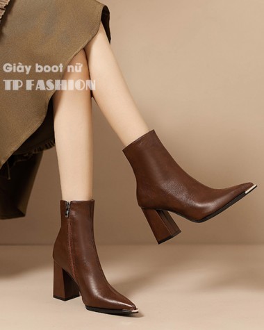 Giày boot nữ cổ ngắn màu nâu ĐƠN GIẢN mũi nhọn GÓT VUÔNG sang chảnh GBN67C Giày boot nữ cổ ngắn màu nâu ĐƠN GIẢN mũi nhọn GÓT VUÔNG sang chảnh GBN67C