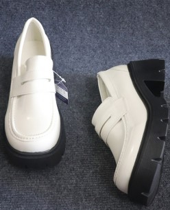 Giày LOAFER nữ ĐẾ CAO 7CM màu trắng da bóng phong cách Hàn Quốc GBN119B Giày LOAFER nữ ĐẾ CAO 7CM màu trắng da bóng phong cách Hàn Quốc GBN119B